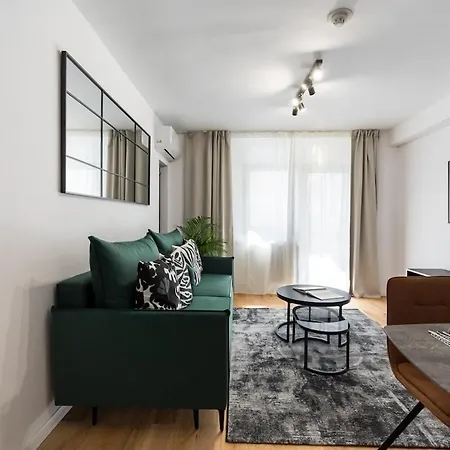 Sunny 2br Large Midtown Flat - 3 Superb Balconies * Bukareszt