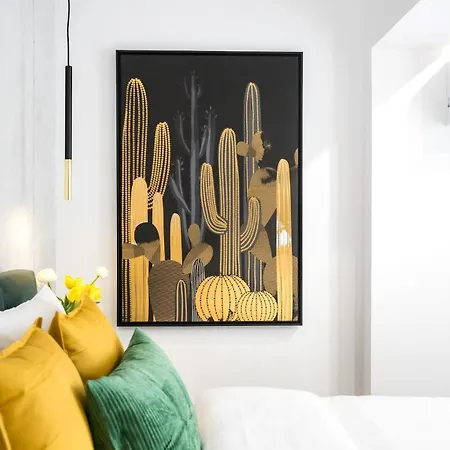 Apartament Sunny 2br Large Midtown Flat - 3 Superb Balconies *