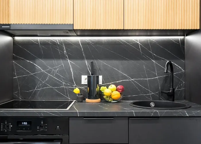 Sunny 2br Large Midtown Flat - 3 Superb Balconies Bucureşti